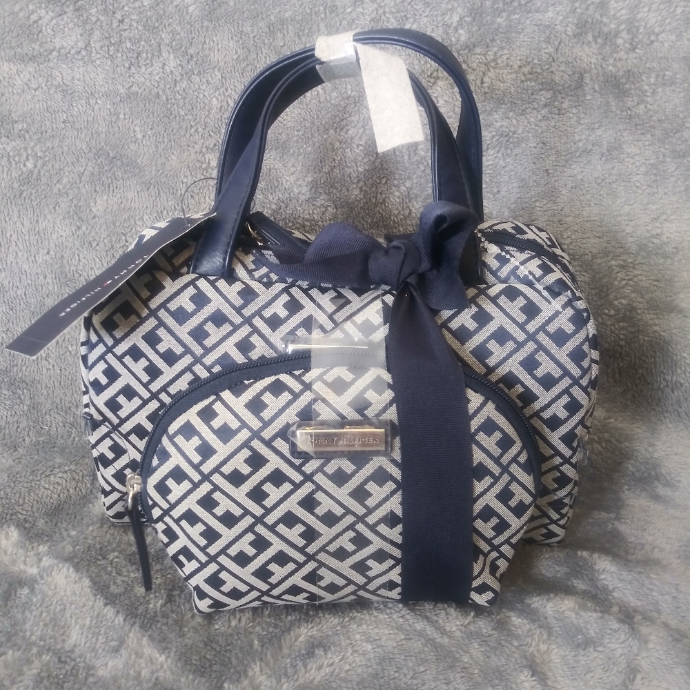 Tommy Hilfiger 2 Pc Cosmetic Set